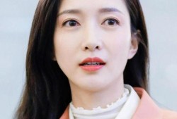 娱乐圈吃瓜爆料张子枫,揭秘明星背后的故事