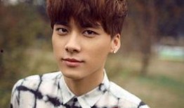 男星爆料李易峰视频大全,娱乐圈风波再起