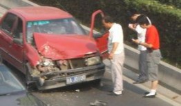 南沙车祸爆料新闻报道视频,多车连环相撞事故引发关注