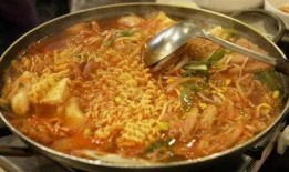 泡面酸菜爆料视频,揭秘网红美食背后的真相