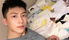 狗崽爆料黄景瑜视频,揭秘明星幕后生活片段