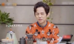 何炅爆料自卑的女孩视频,勇敢面对自我，绽放独特光芒