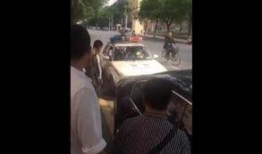 女子爆料记者被扣视频,揭秘背后真相